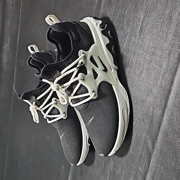 Nike React Presto Ghost men's 10.5 - Picture 1 of 6